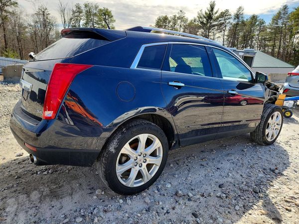 2014 CADILLAC SRX Performance