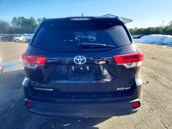 2019 TOYOTA HIGHLANDER