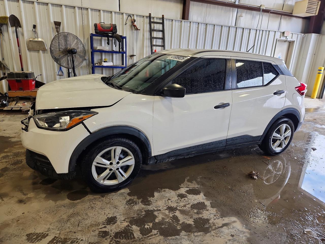 2020 NISSAN KICKS
