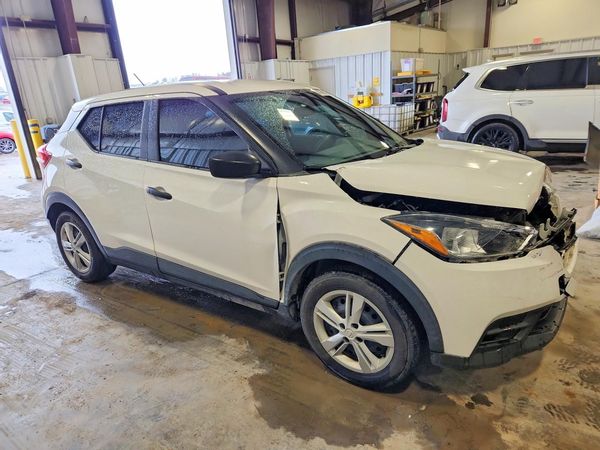 2020 NISSAN KICKS
