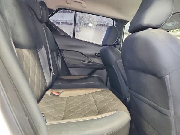 2020 NISSAN KICKS