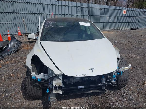 2022 TESLA MODEL 3 REAR-WHEEL DRIVE