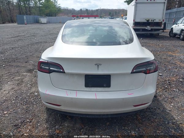 2022 TESLA MODEL 3 REAR-WHEEL DRIVE