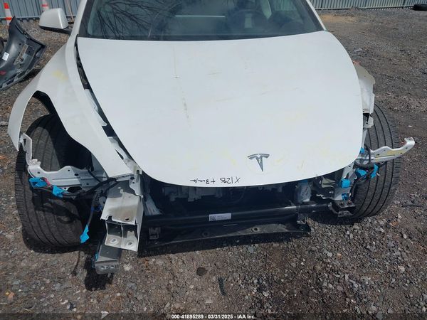 2022 TESLA MODEL 3 REAR-WHEEL DRIVE