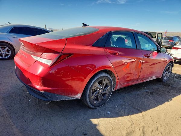 2021 HYUNDAI ELANTRA