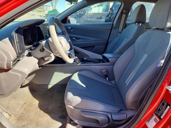 2021 HYUNDAI ELANTRA