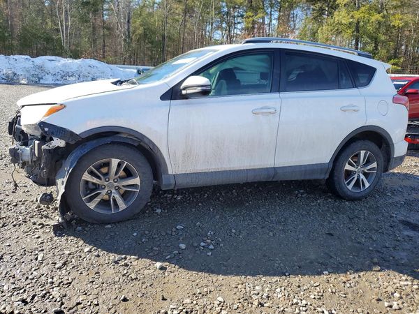2017 TOYOTA RAV4 XLE