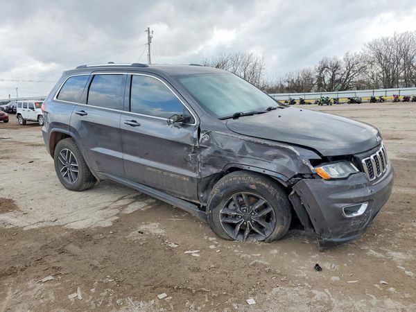 2020 JEEP GRAND CHEROKEE LAREDO 4X4