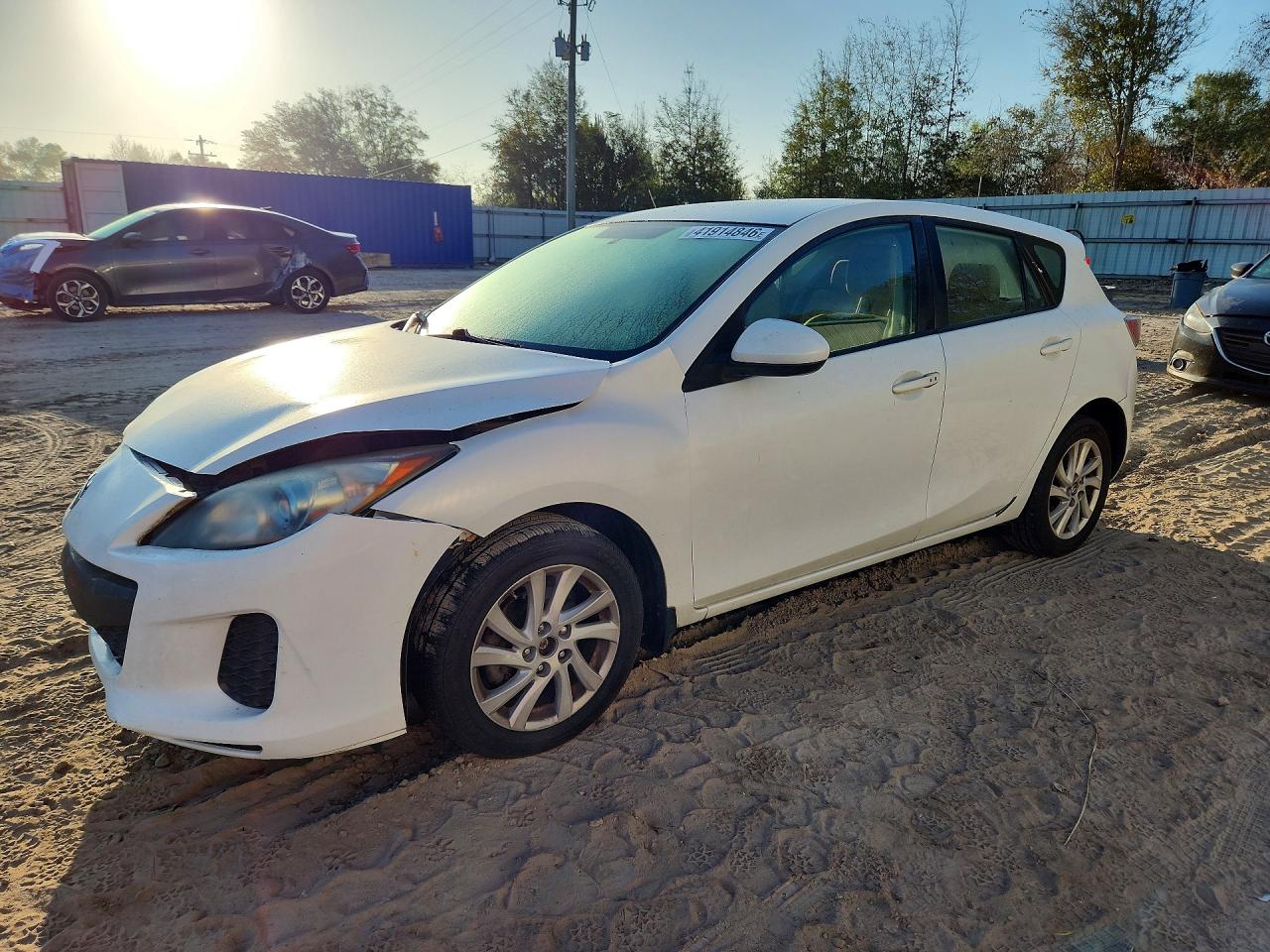 2013 MAZDA 3