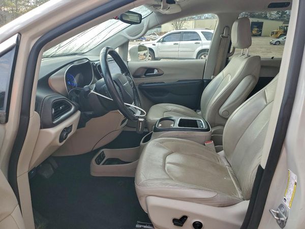 2021 CHRYSLER PACIFICA