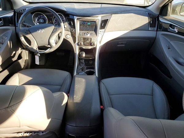 2013 HYUNDAI SONATA