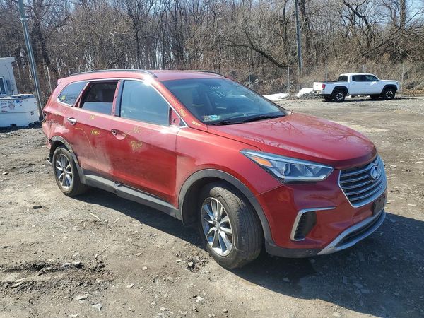 2018 HYUNDAI SANTA FE SE Base