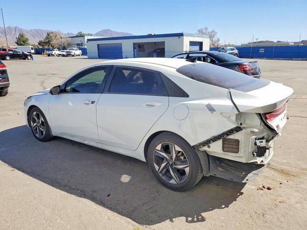 2023 HYUNDAI ELANTRA SEL w/Convenience Pkg