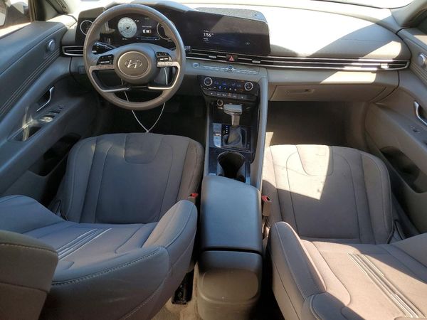 2023 HYUNDAI ELANTRA SEL w/Convenience Pkg