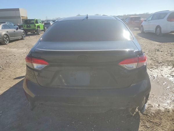 2022 TOYOTA COROLLA