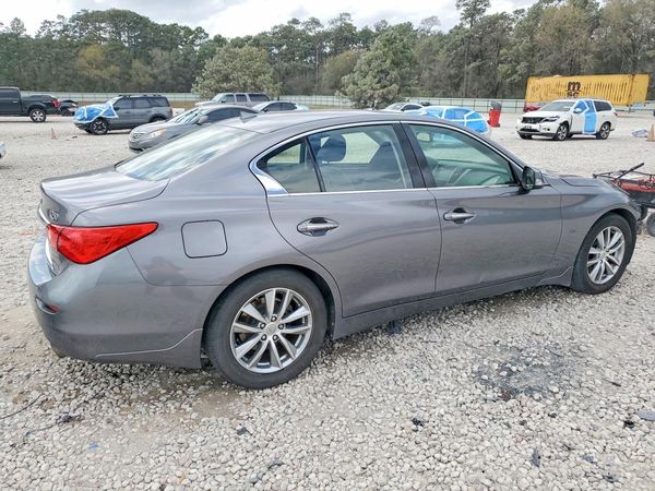 2017 INFINITI Q50
