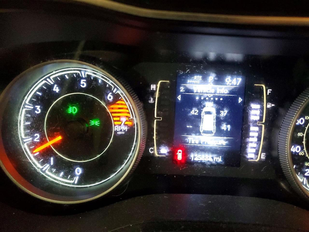 2019 JEEP CHEROKEE LATITUDE FWD