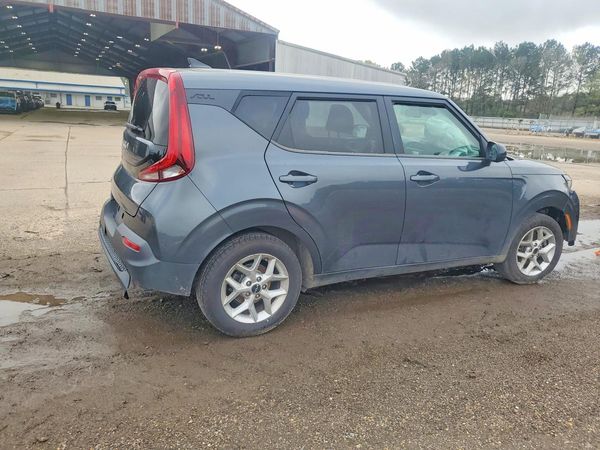 2022 KIA SOUL