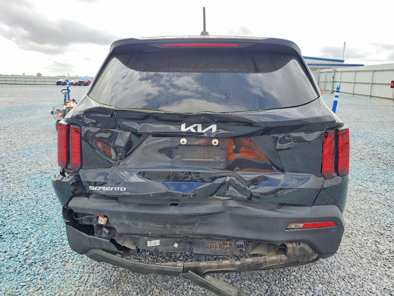 2023 KIA SORENTO LX