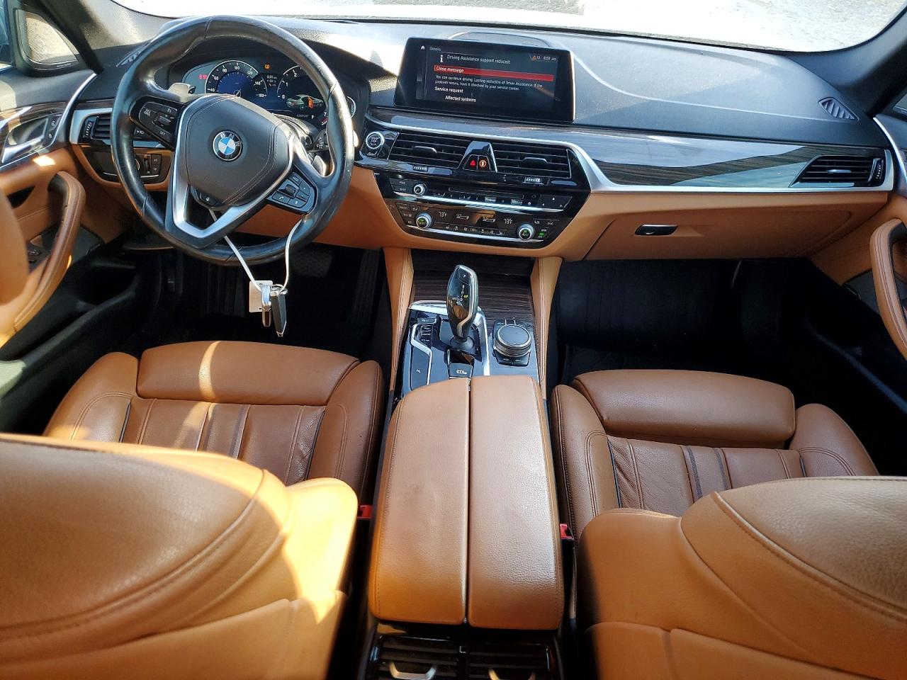 2019 BMW 530