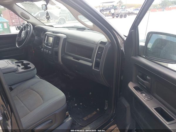 2018 RAM 1500 ST