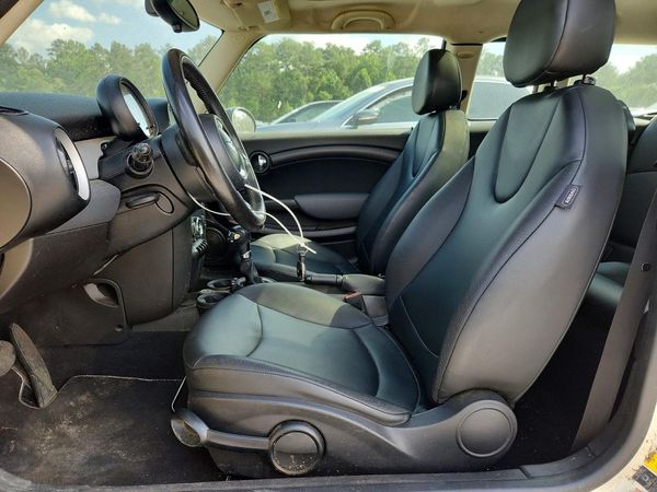 2012 MINI COOPER