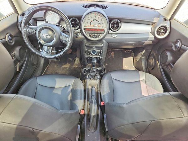 2012 MINI COOPER