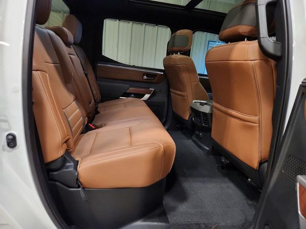 2025 TOYOTA TUNDRA