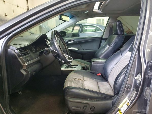 2014 TOYOTA CAMRY