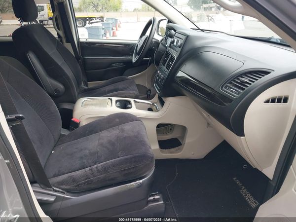 2014 DODGE GRAND CARAVAN SXT — I5