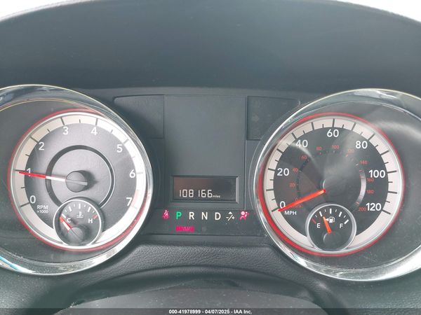 2014 DODGE GRAND CARAVAN SXT — I7