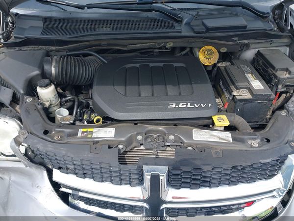 2014 DODGE GRAND CARAVAN SXT — I10