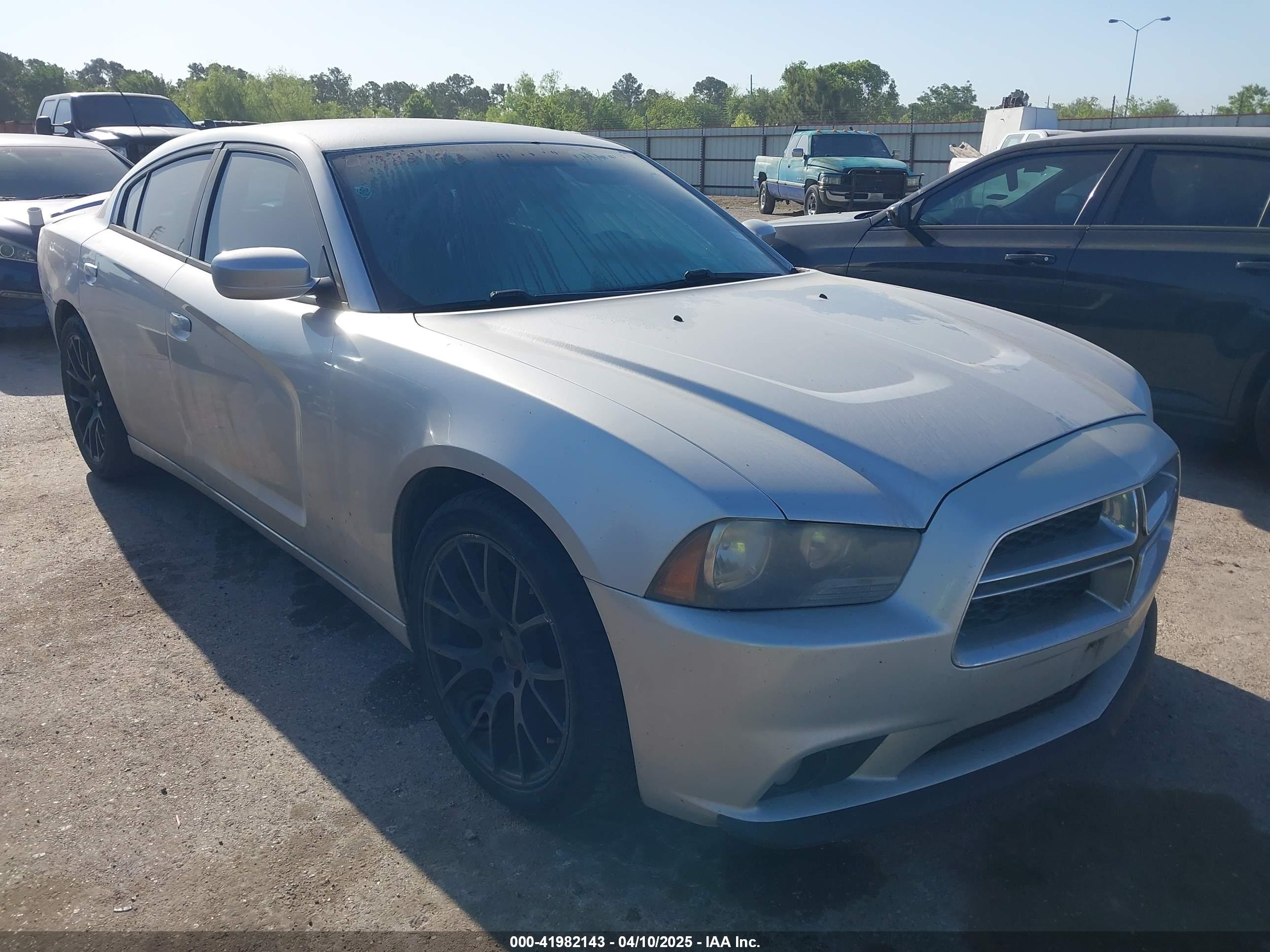 2012 DODGE CHARGER SE