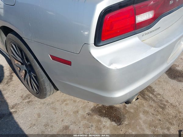 2012 DODGE CHARGER SE