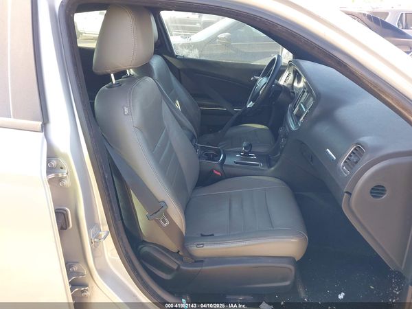 2012 DODGE CHARGER SE