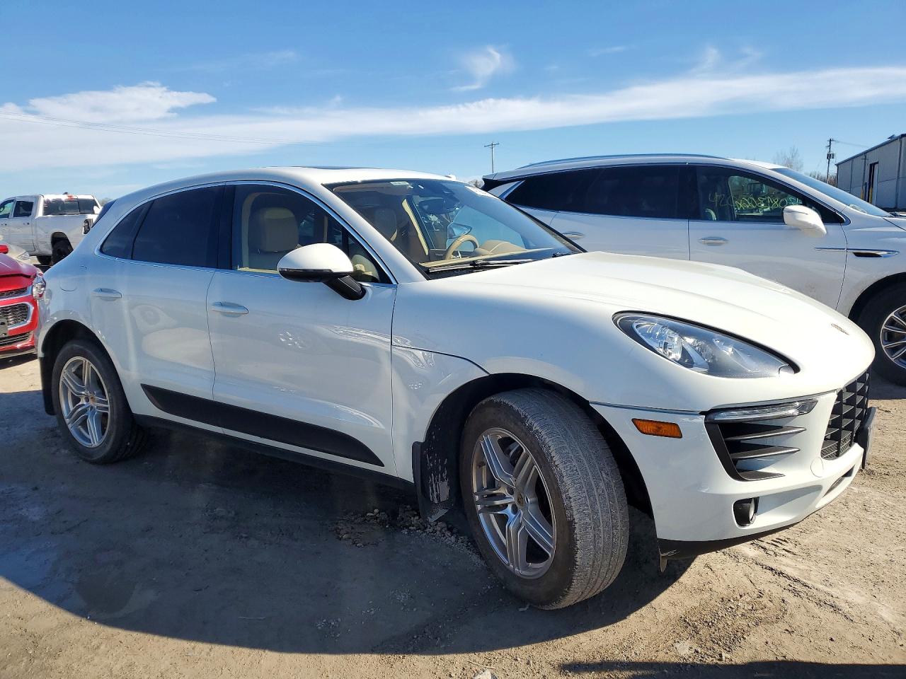 2017 PORSCHE MACAN