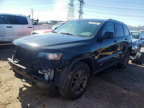 2017 JEEP GRAND CHEROKEE LAREDO 4X4