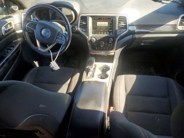 2017 JEEP GRAND CHEROKEE LAREDO 4X4