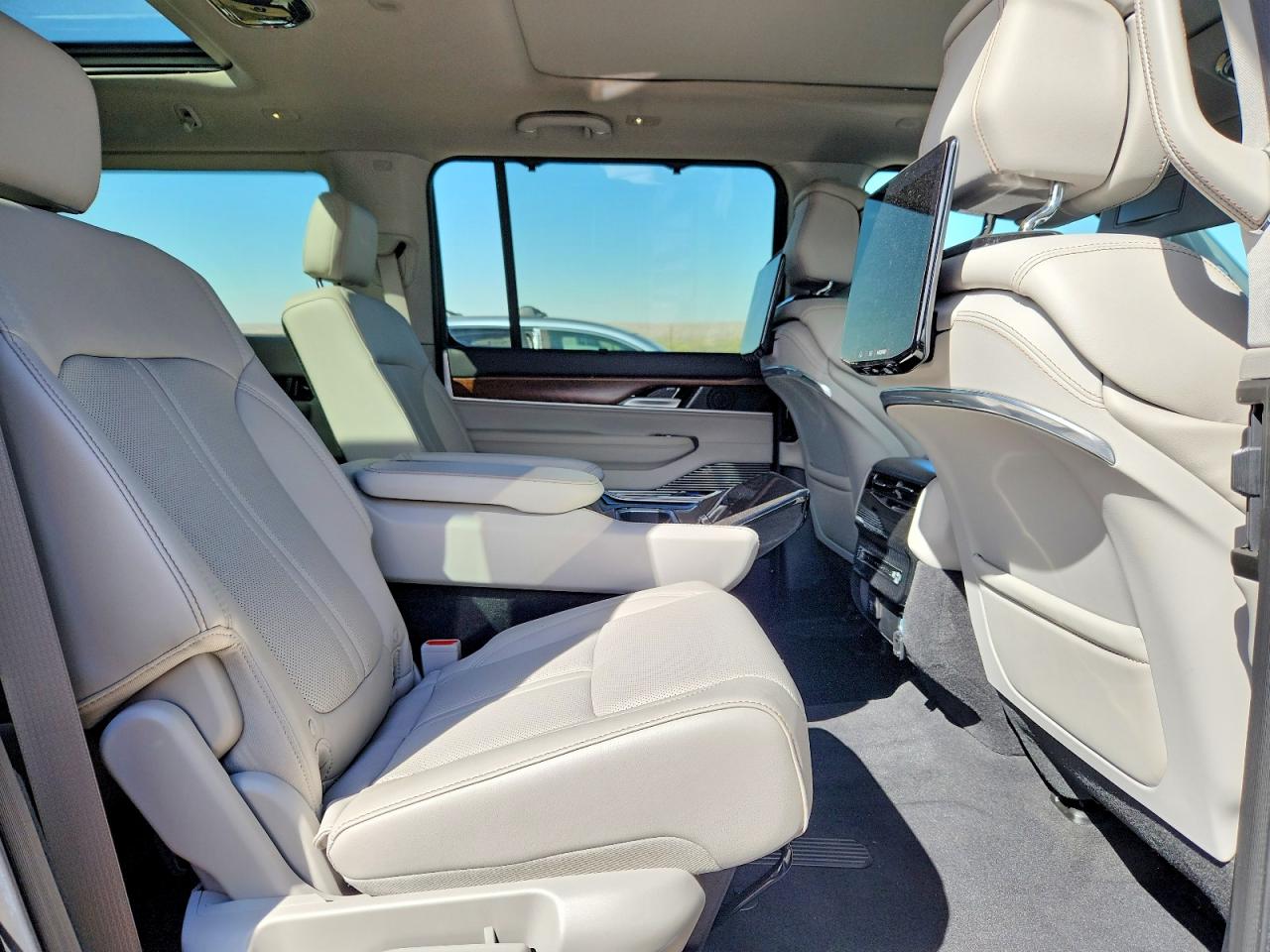 2024 JEEP GRAND WAGONEER L 4X4