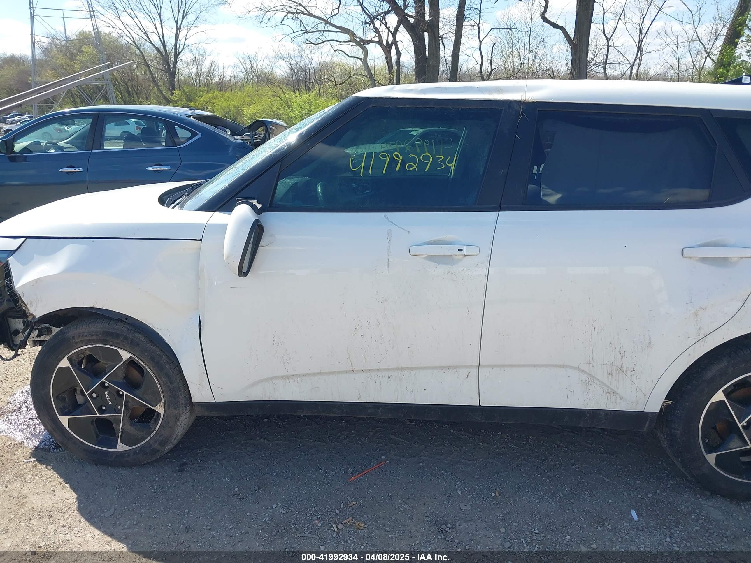 2023 KIA SOUL EX