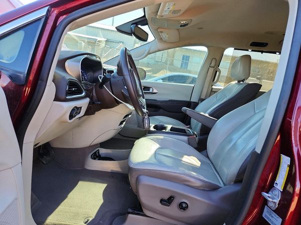 2017 CHRYSLER PACIFICA