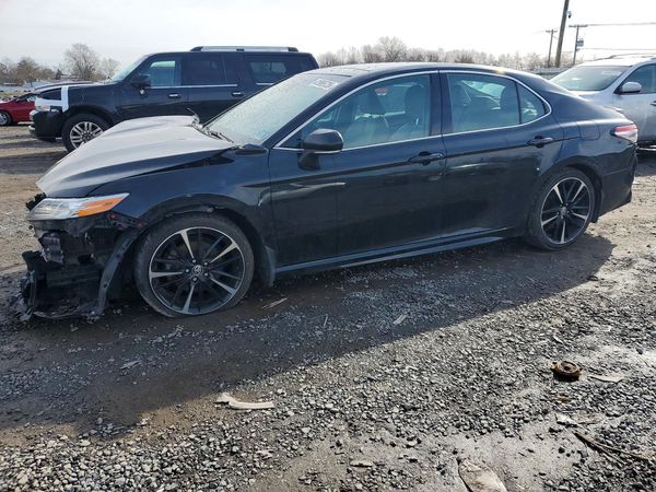 2020 TOYOTA CAMRY