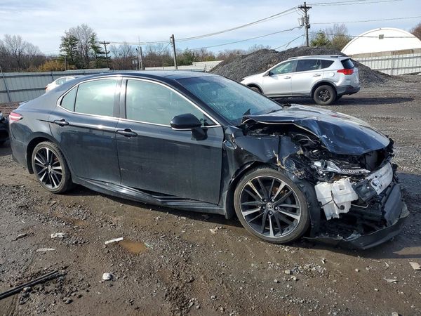 2020 TOYOTA CAMRY