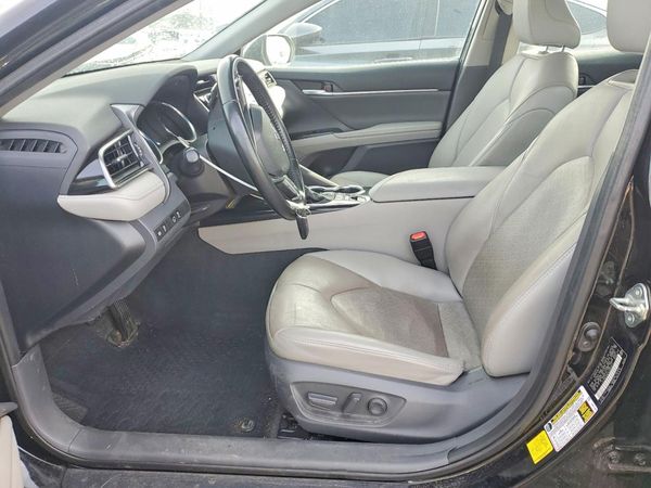 2020 TOYOTA CAMRY