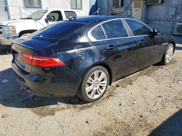 2019 JAGUAR XE