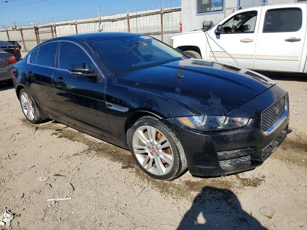 2019 JAGUAR XE