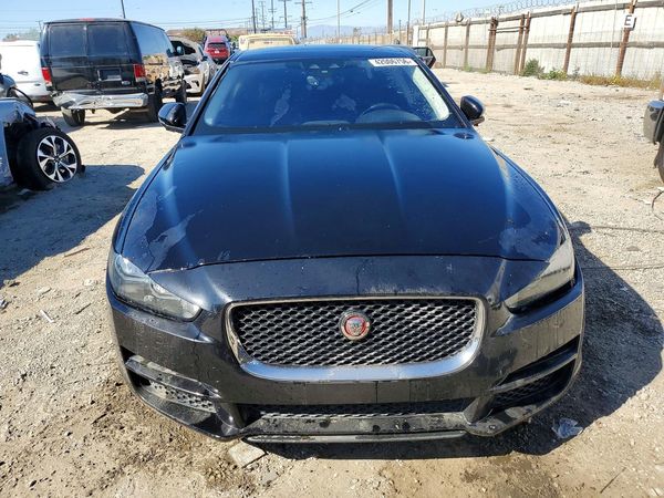 2019 JAGUAR XE