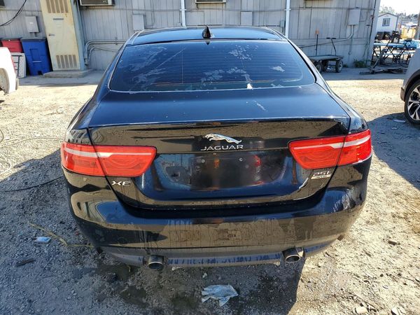 2019 JAGUAR XE