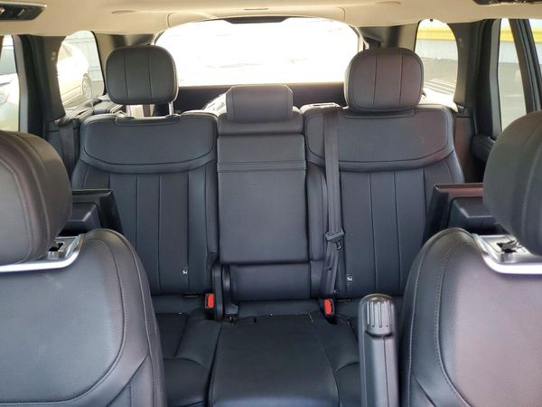 2023 LAND ROVER RANGE ROVER SE