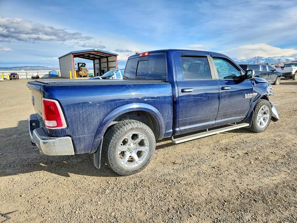 2018 RAM 1500 BIG HORN CREW C Laramie